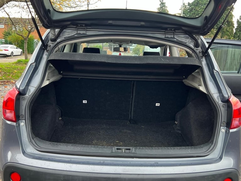 2009 Nissan Qashqai 1.5 dCi Visia 5dr HATCHBACK Diesel Manual