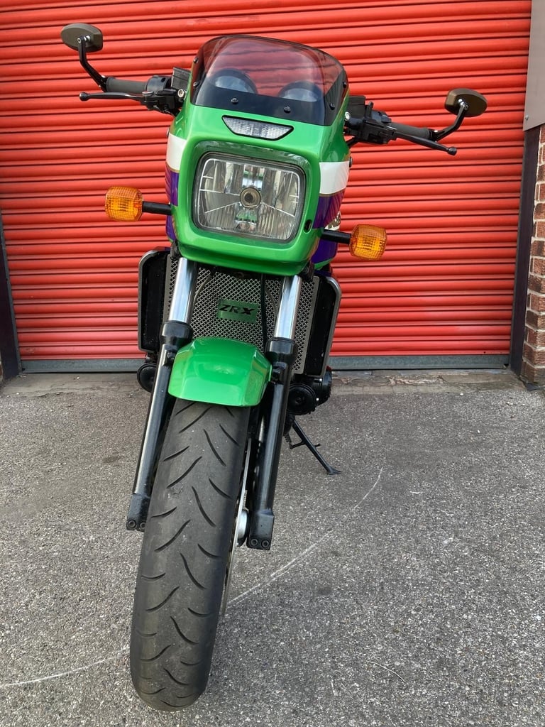 KAWASAKI ZRX1100,LAWSON COLOURS,MANY EXTRAS