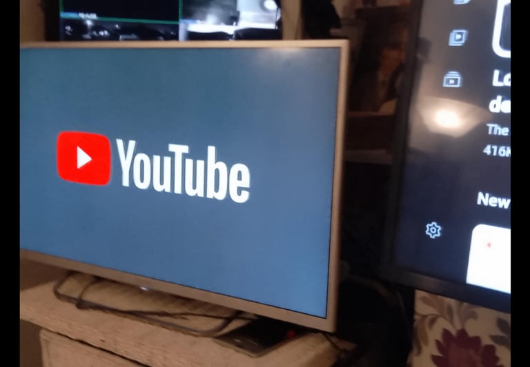 SONY SMART TV 32 INCH