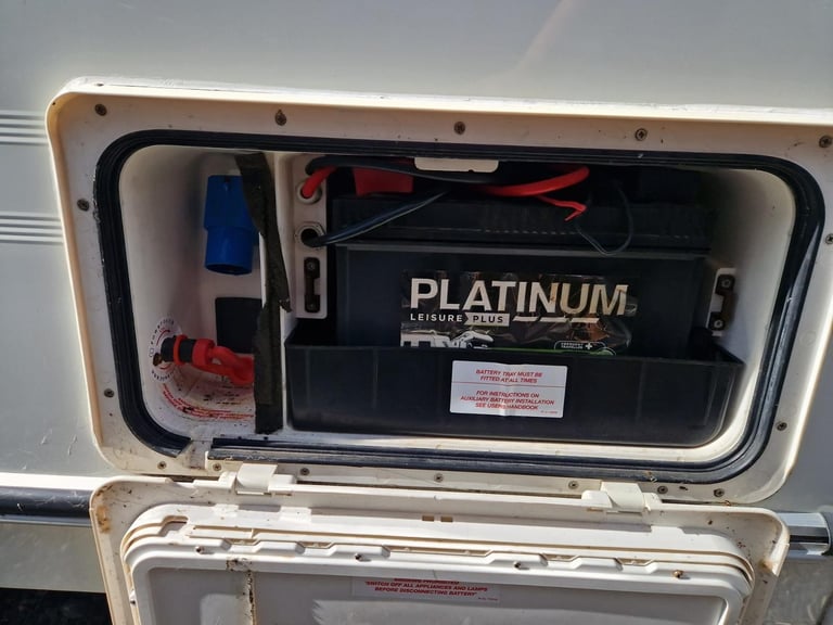 2010 Elddis Lunar XPlore 452 Single Axle 2 Berth Motor Mover Large Rear Bathroom