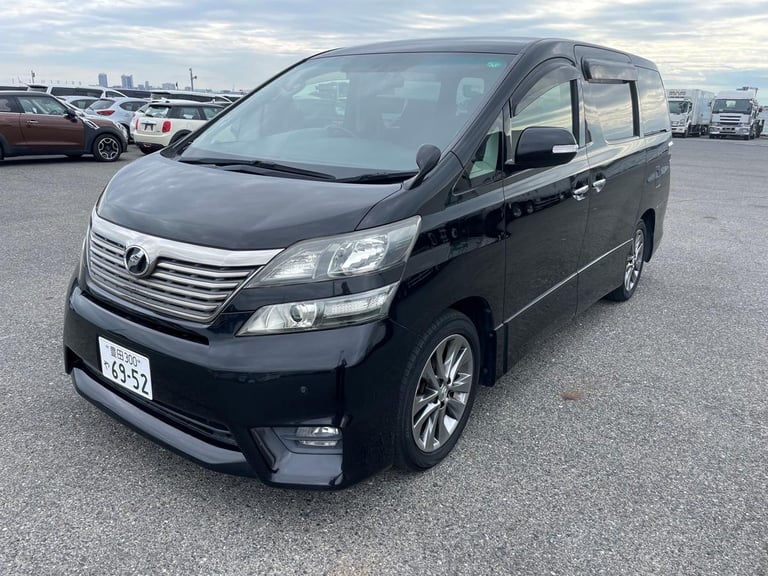 2011 Toyota Vellfire 2.4 Z Platinum Selection 2 Type Gold 2 Petrol