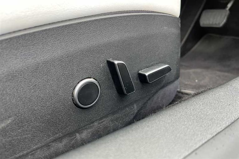 2021 Tesla Model 3 Long Range AWD 4dr Auto SALOON ELECTRIC Automatic