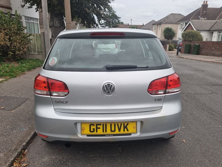 Volkswagen, GOLF, Hatchback, 2011, Manual, 1197 (cc), 5 doors 70K Miles