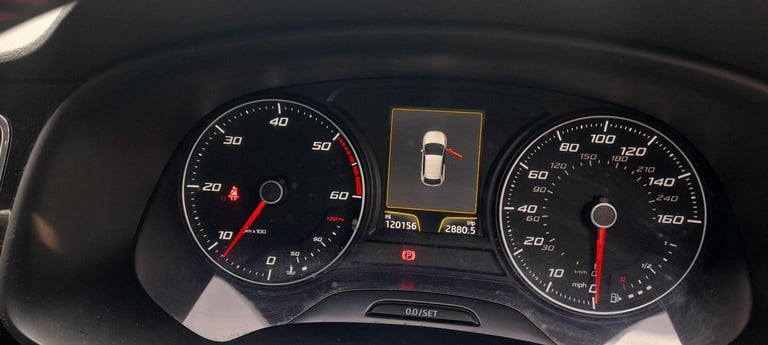 2013 SEAT Leon 2.0 TDI CR SE Sport Coupe Euro 5 (s/s) 3dr HATCHBACK Diesel Manual