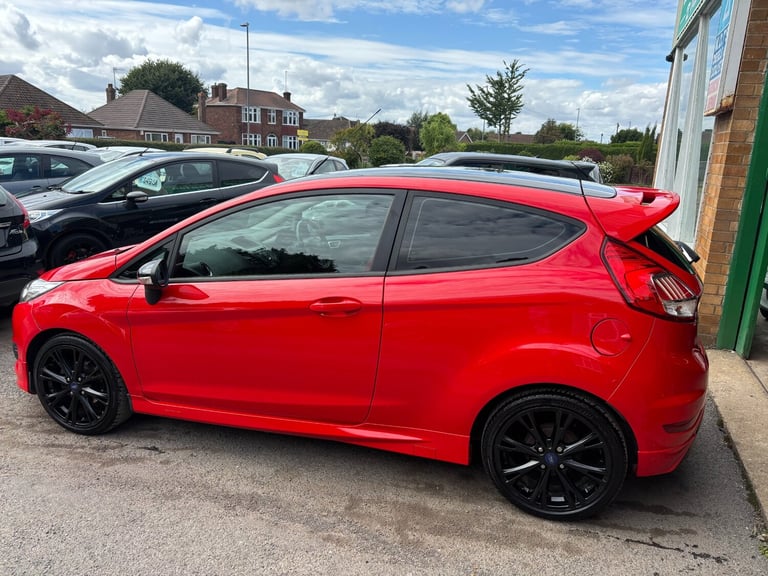 2016 Ford Fiesta 1.0 EcoBoost 140 Zetec S Red 3dr HATCHBACK Petrol Manual