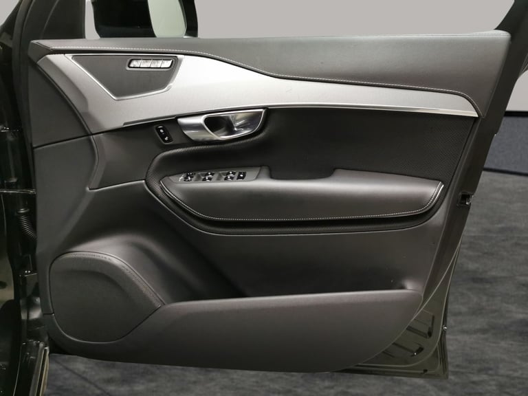 2019 Volvo XC90 2.0h T8 Twin Engine 11.6kWh R-Design SUV 5dr Petrol Plug-in Hybrid Auto 4WD Suv P...