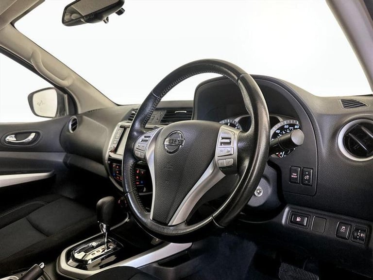 2021 Nissan Navara DoubleCab PickUp N-Connecta 2.3dCi 190 TT 4WD Auto PICK UP DIESEL Automatic