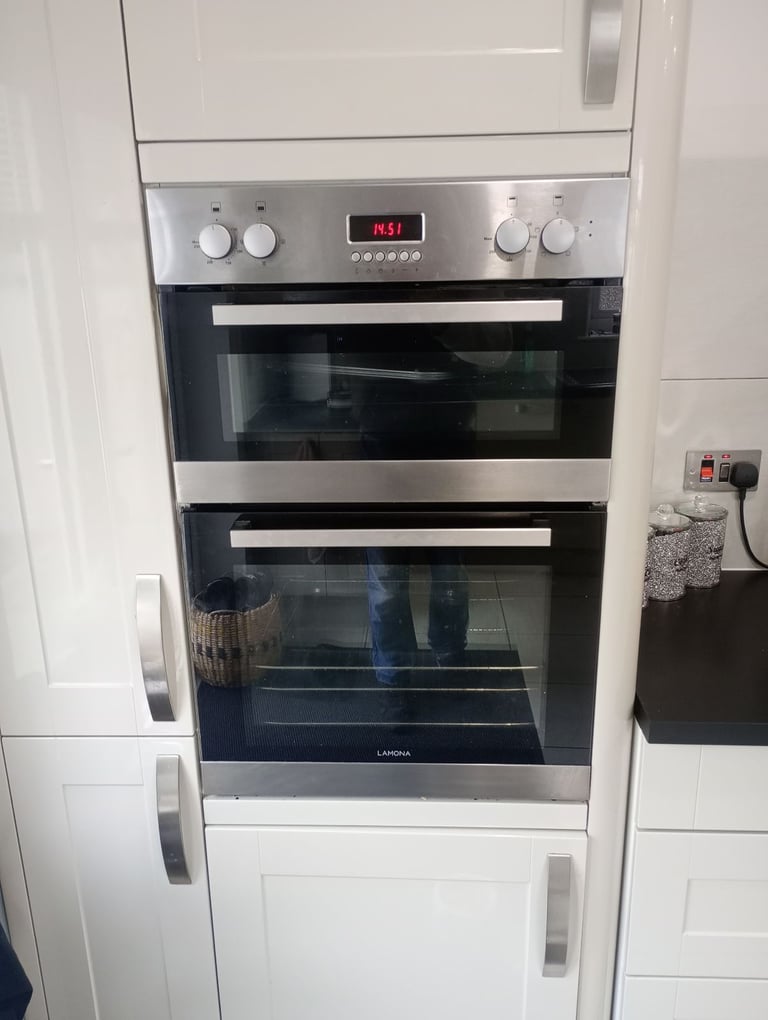 Howdens kitchen 
