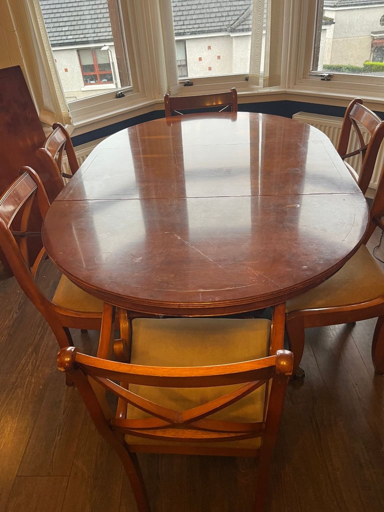 Large Rosewood Dining Table with 6 chairs