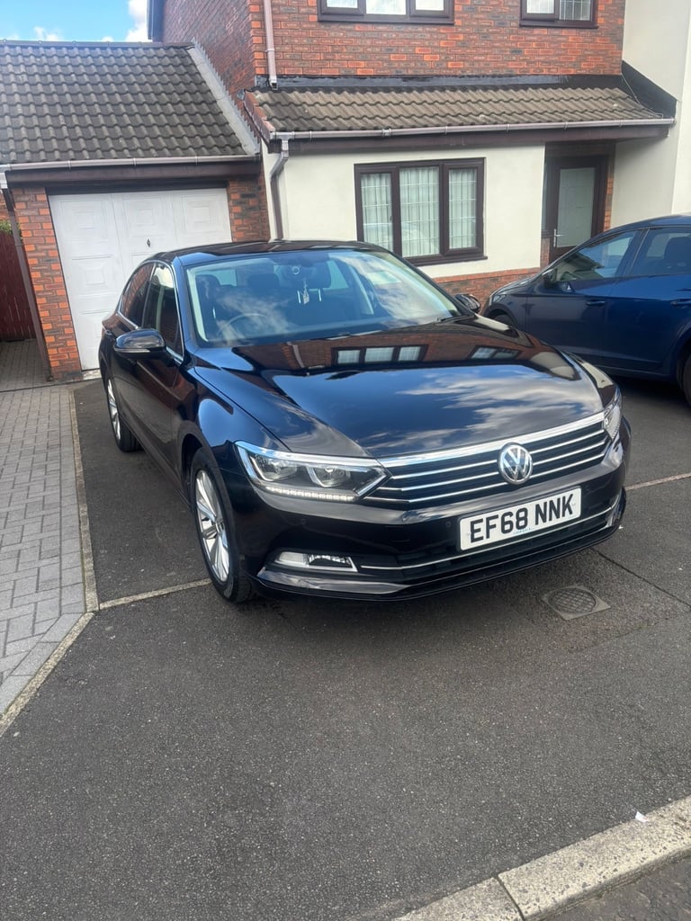 Volkswagen, PASSAT, Saloon, 2018, Manual, 1498 (cc), 4 doors