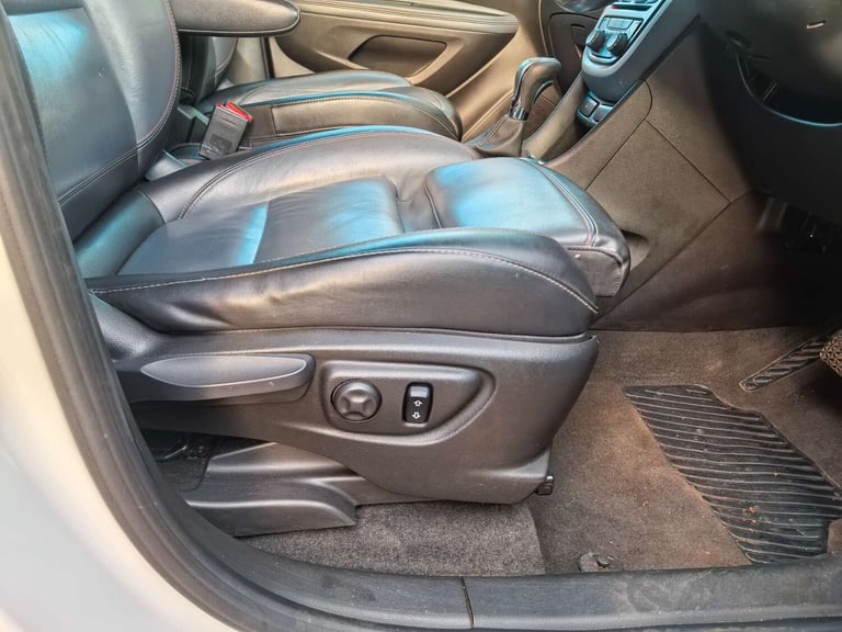 2015 Vauxhall Mokka 1.4 Mokka SE T Auto 5dr SUV Petrol Automatic