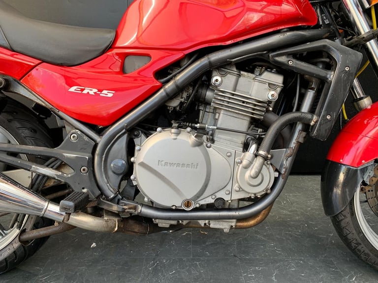 KAWASAKI ER5 1997 PROJECT BIKE HPI CLEAR