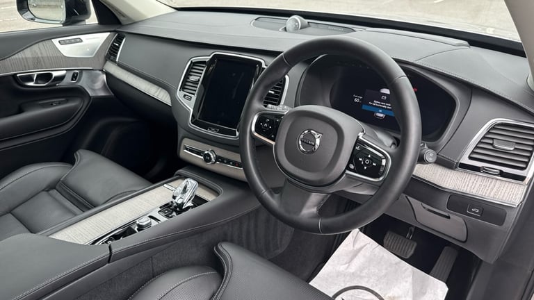 2024 Volvo XC90 2.0 B5P [250] Ultra Dark 5dr AWD Geartronic Petrol Estate Estate Petrol Automatic