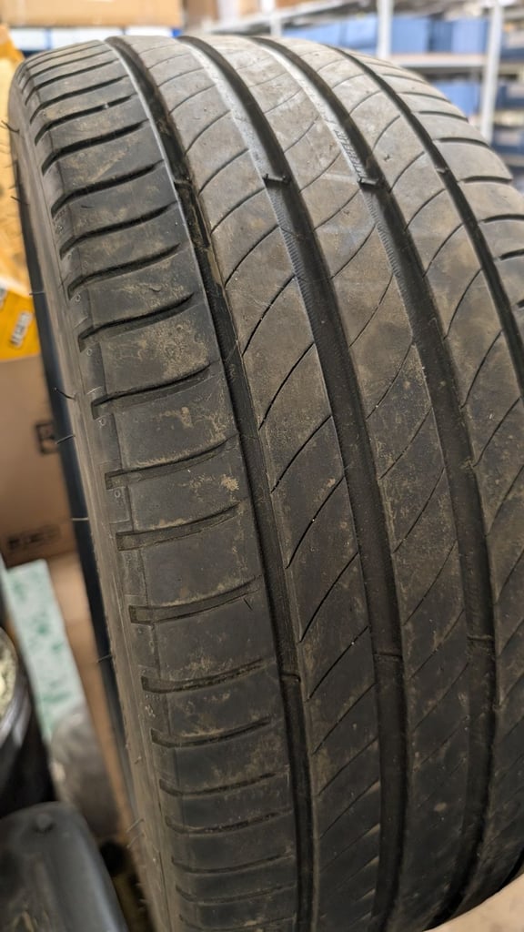 4 x Part Worn Tyres 18"