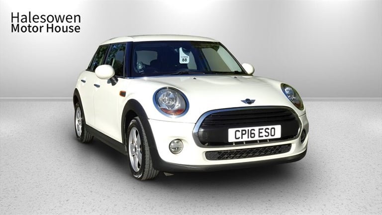 image for 2016 MINI Hatch 1.2 One Hatchback 5dr Petrol Manual Euro 6 (s/s) (102 ps) Hatchback Petrol Manual