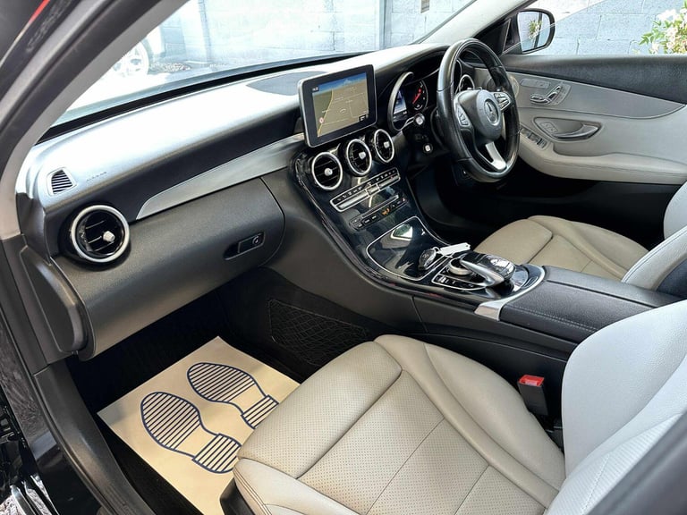 MERCEDES-BENZ C CLASS 2.0 C350e 6.4kWh Sport Black Auto Petrol Plug-in Hybrid 20