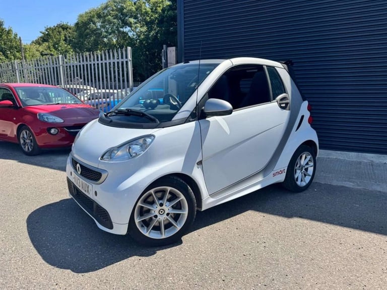 2013 smart fortwo Passion mhd 2dr Softouch Auto [2010] CONVERTIBLE PETROL Automatic