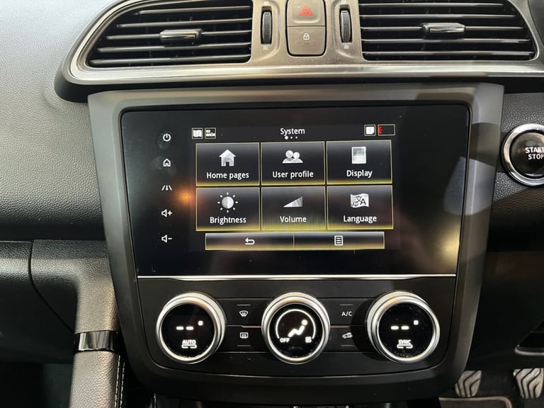 2019 Renault Kadjar 1.3 TCe Iconic SUV 5dr Petrol Manual Euro 6 (s/s) (140 ps) HATCHBACK Petrol M...