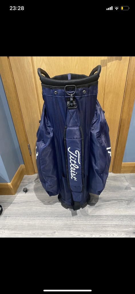 Titleist Steady Dry Cart Bag. Navy/Red. 