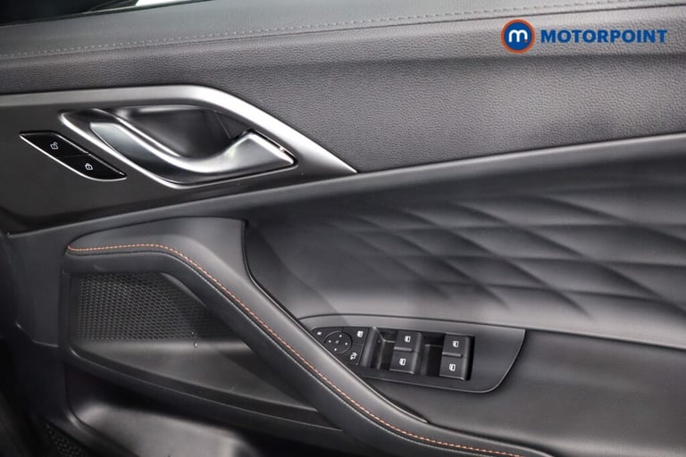 2025 MG MG HS 1.5 T-GDI Trophy 5dr DCT SUV Petrol Automatic