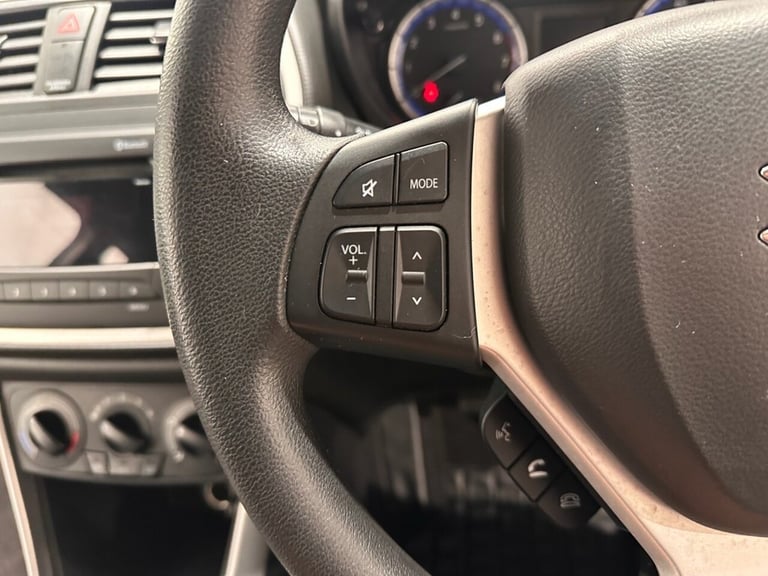 2015 Suzuki SX4 S-Cross 1.6 SZ3 SUV 5dr Petrol Manual Euro 6 (120 ps) HATCHBACK Petrol Manual