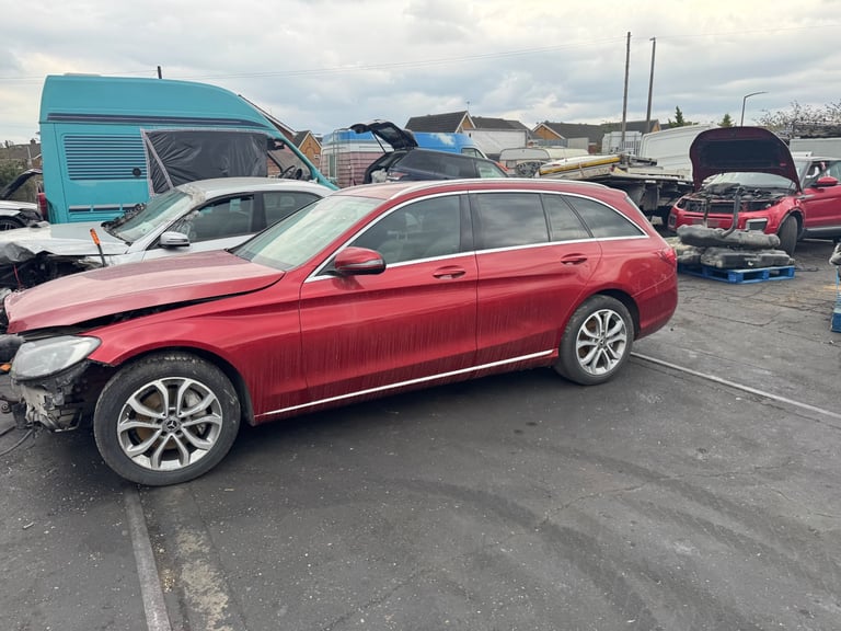 Breaking for parts Mercedes c class estate 2016 2.1d auto