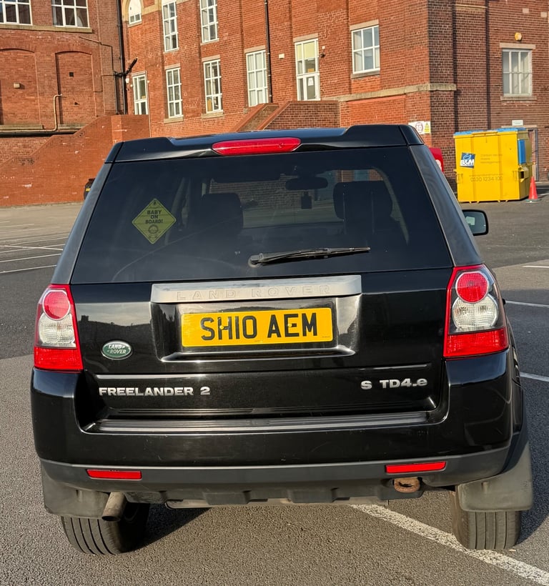 Land Rover, FREELANDER, Estate, 2010, Manual, 2179 (cc), 5 doors