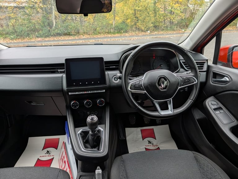 2021 Renault Clio 1.0 TCe Iconic Hatchback 5dr Petrol Manual Euro 6 (s/s) (100 ps) Hatchback Petr...