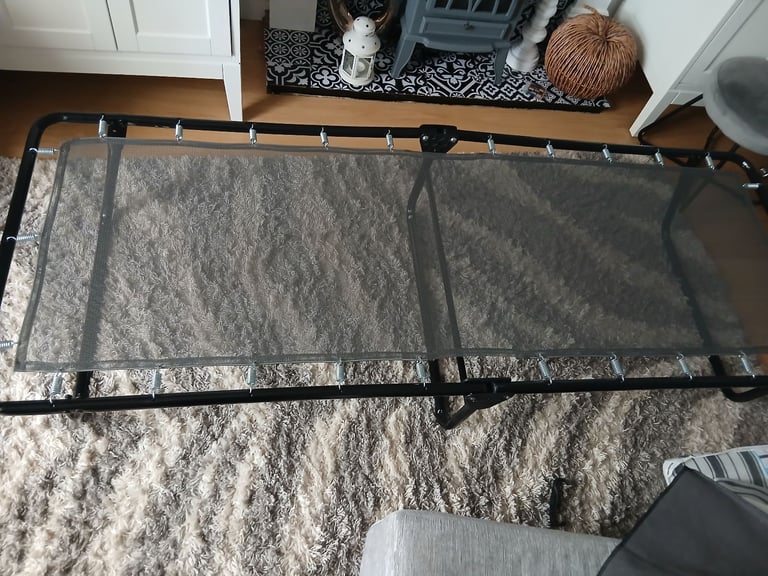 Fold out single bed