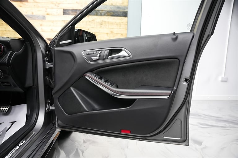 2015 Mercedes-Benz AMG A 45 4MATIC PREMIUM Hatchback Petrol Automatic