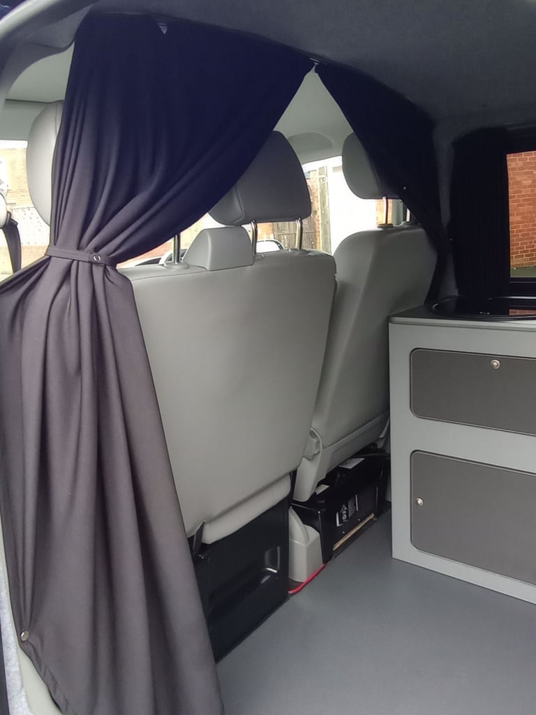 VW Transporter T5.1 LWB T30 converted Camper/weekend van