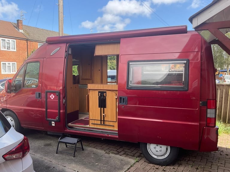 I H Savannah Irmao, 2002, 2 Berth, 2 Belts