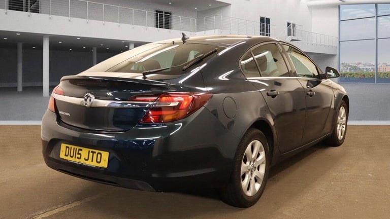  Vauxhall Insignia 1.8 16V SRi Nav Euro 5 5dr Petrol Manual