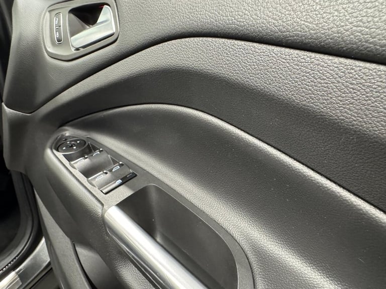 2018 Ford Kuga 2.0 TDCi Titanium X SUV 5dr Diesel Powershift Euro 6 (120 ps) HATCHBACK Diesel Aut...