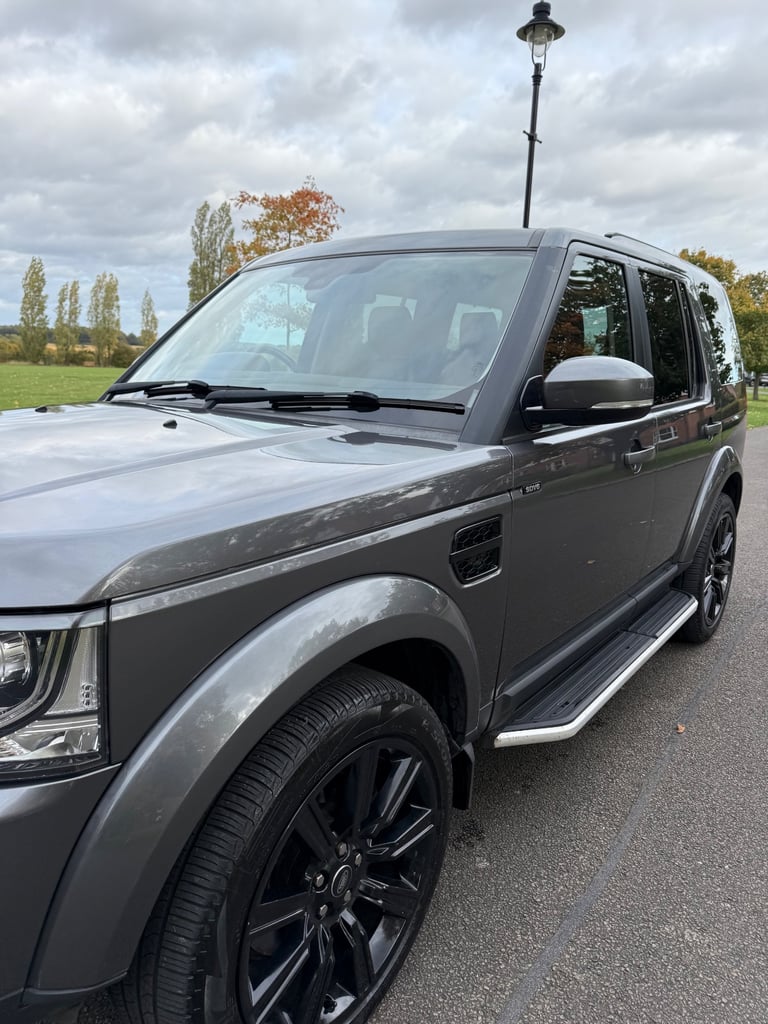 Land Rover DISCOVERY 4 3.0 SD v6, Euro 6 (s/s), ULEZ, 2owners, full main dealer history. 