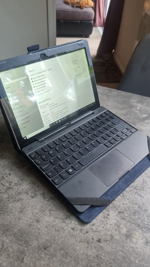Lenovo IdeaTab Miix 300-10IBY 10.1 ", Black, Multi-touch, 2GB