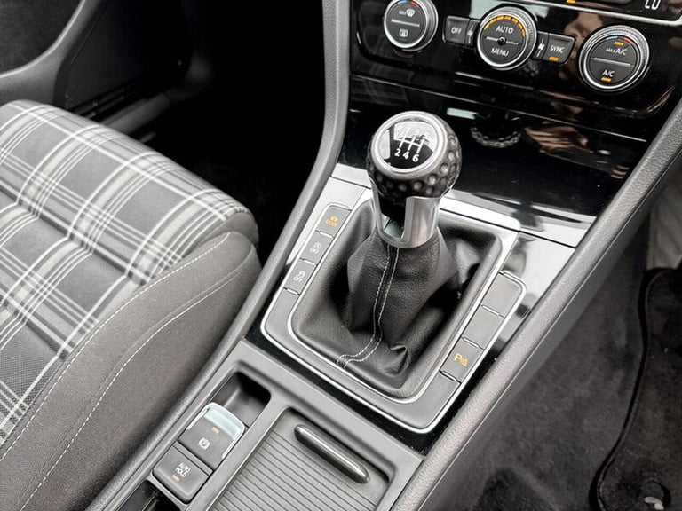 2017 Volkswagen Golf 2.0 TDI 184 GTD 5dr HATCHBACK DIESEL Manual