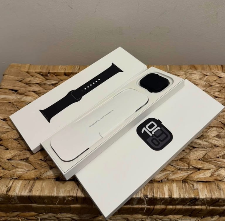 image for Apple Watch Series 10 42mm GPS + Cellular