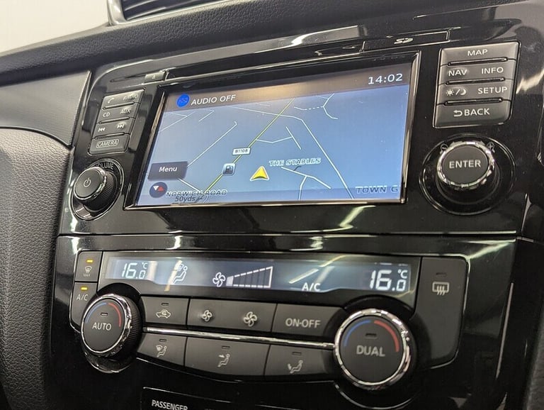 2018 Nissan Qashqai 1.2 DiG-T N-Connecta 5dr HATCHBACK PETROL Manual
