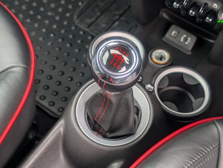 2013 MINI Hatch 1.6 John Cooper Works Euro 5 (s/s) 3dr HATCHBACK Petrol Manual