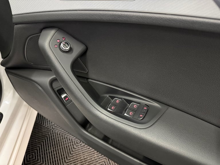 2016 66 AUDI A6 2.0 TDI SE EXECUTIVE QUATTRO S TRONIC 4WD 190BHP WHITE EURO 6 