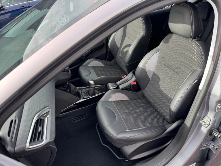 Peugeot 2008 1.2 PureTech Allure SUV 5dr Petrol Manual Euro 6 (82 ps)