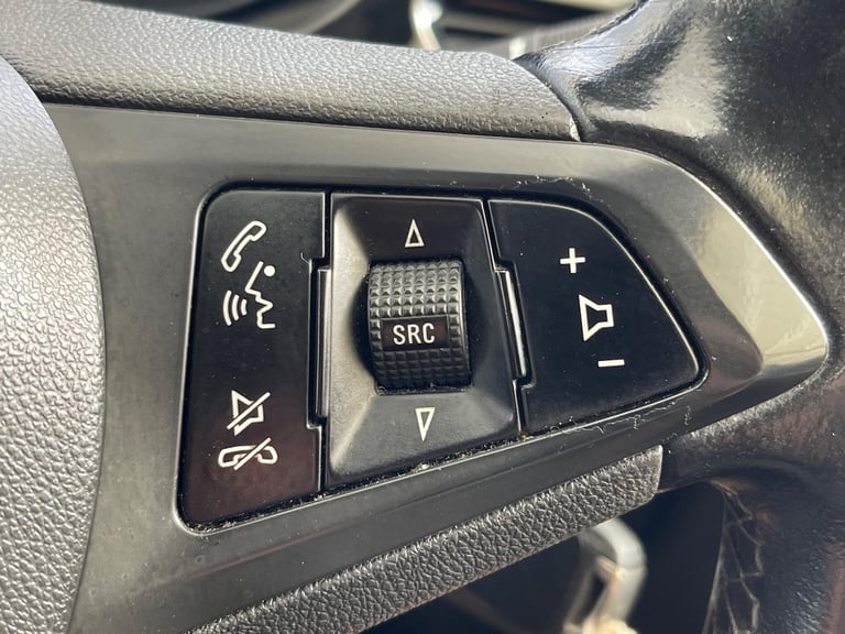 2015 Vauxhall Corsa 1.4i ecoTEC Limited Edition Euro 6 3dr HATCHBACK Petrol Manual