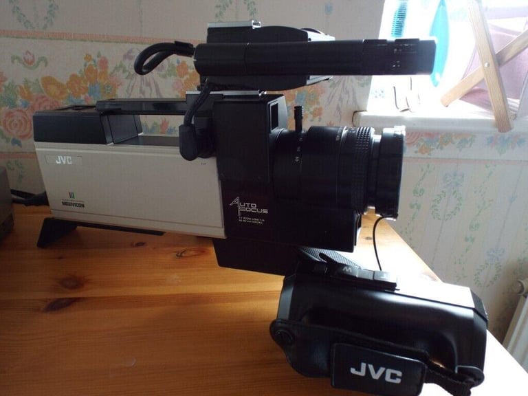 JVC GX-N70E Colour Video Camera (boxed collectors item)