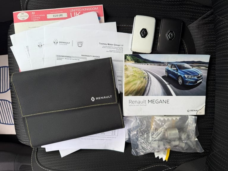2019 Renault Megane 1.3 TCe Iconic Hatchback 5dr Petrol Manual Euro 6 (s/s) (140 ps) Hatchback Pe...