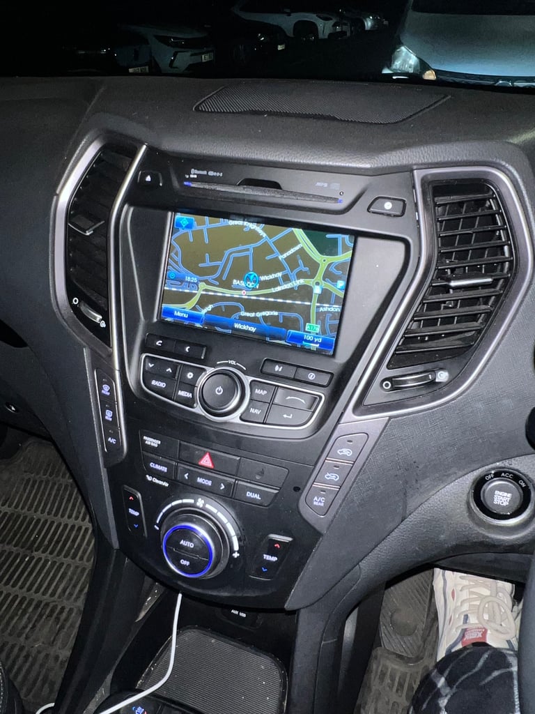 Hyundai, SANTA FE, Estate, 2016, Manual, 2199 (cc), 5 doors