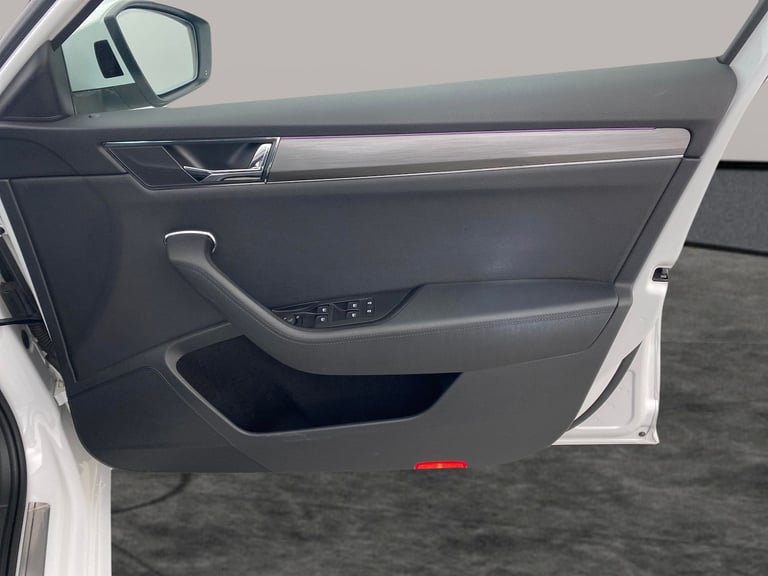 2021 Skoda Superb 1.4 TSI iV 13kWh SE L Estate 5dr Petrol Plug-in Hybrid DSG Euro 6 (s/s) (21 Est...