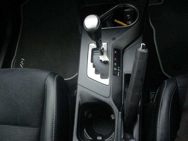  Toyota RAV4 2.5 VVT-h Design SUV 5dr Petrol Hybrid CVT Euro 6 (s/s) (197 ps) Petrol/Electric Hyb...