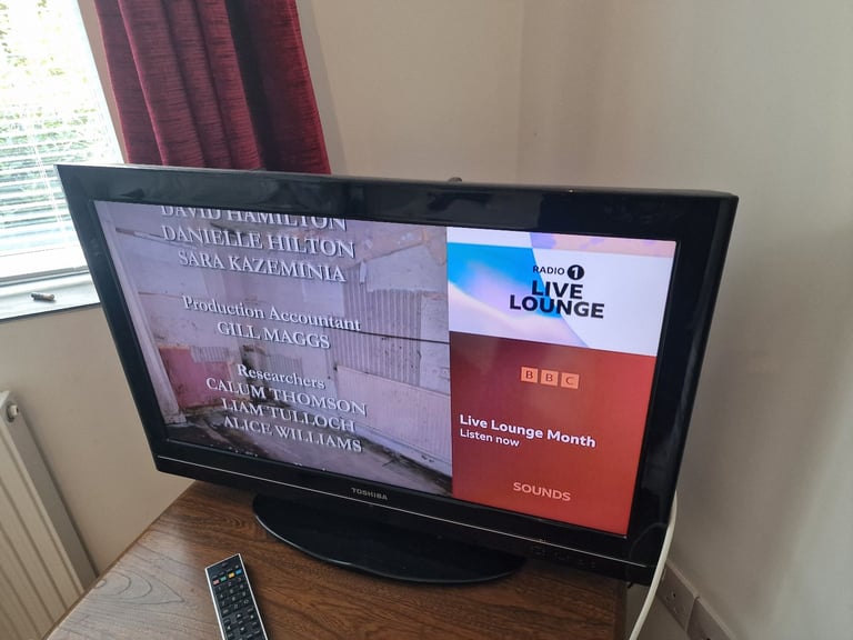 Toshiba 36" TV, Amazon Firestick & Remotes