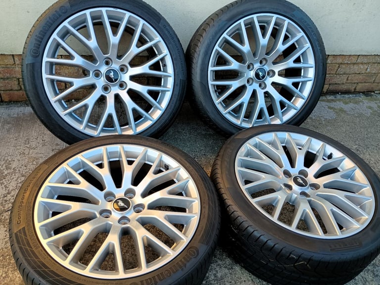 19" FORD MUSTANG ALLOYS 5x114.3 WHEELS TYRES 9J ET45 70.5CB JDM FITMENT